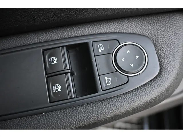 Renault Clio 1.0 TCe Zen 2022 Benzine 24