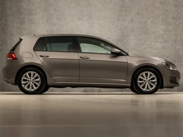 Volkswagen Golf 1.0 TSI Sportline 2015 Benzine 4