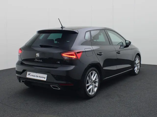 SEAT Ibiza 1.0TSI/95PK FR 2024 Benzine 2