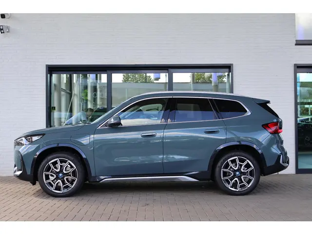 BMW X1 xDrive25e 2025 Hybride Benzine 5