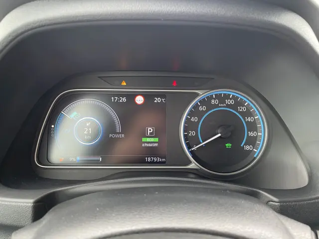 Nissan Leaf Acenta 40 kWh 2023 Elektrisch 8