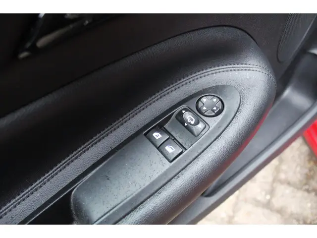 Citroën DS3 Cabrio 1.6 THP Sport Chic 2013 Benzine 11