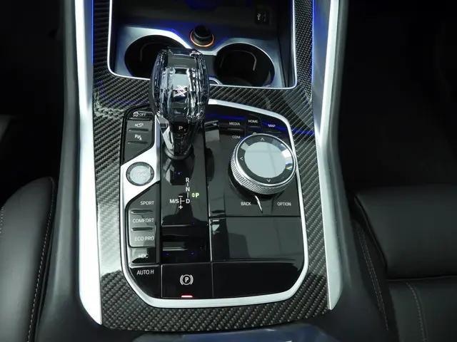 BMW X6 xDrive40i 2022 Benzine 16