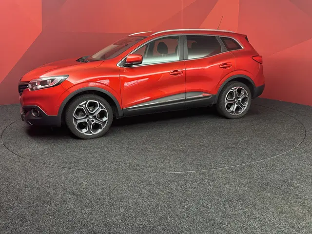 Renault Kadjar 1.2 TCe Bose 2016 Benzine 18