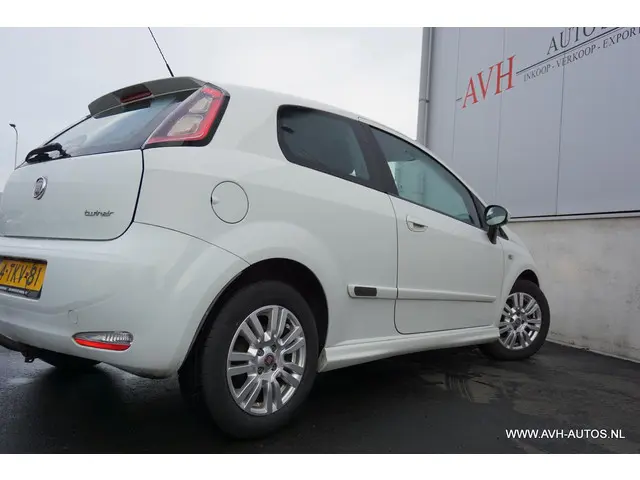 Fiat Punto Evo 0.9 TwinAir Street 2014 Benzine 11