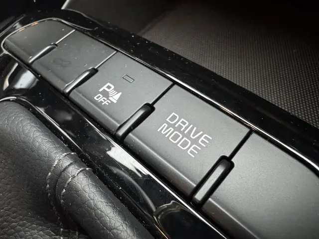 Kia Stonic 1.0 T-GDi MHEV DynamicLine 2023 Benzine 31