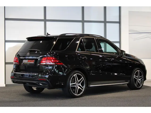 Mercedes-Benz GLE 2