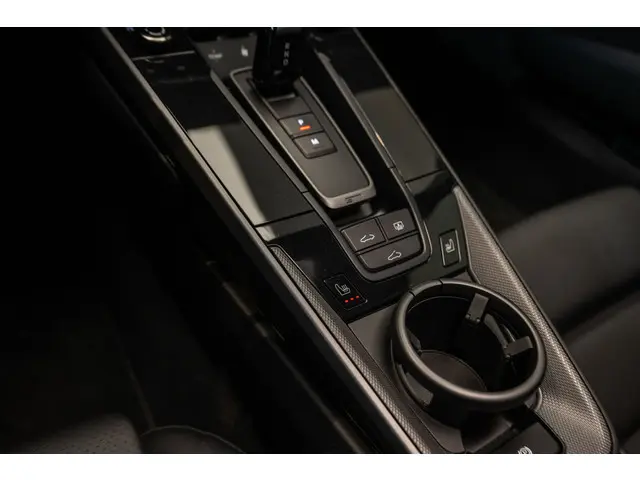 Porsche 911 992 3.0 Carrera 4S 2020 Benzine 32