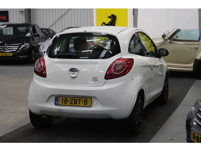 Ford Ka 1.2 Champions Edition start/stop 2012 Benzine 4
