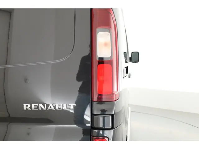 Renault Trafic 2.0 dCi 170pk L2H1 | Automaat 2020 Diesel 25