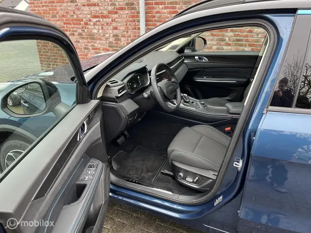 Lynk & Co 01 1.5 2022 Hybride Benzine 10