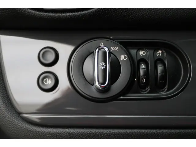 MINI Countryman Mini 1.5 Cooper 2017 Benzine 28