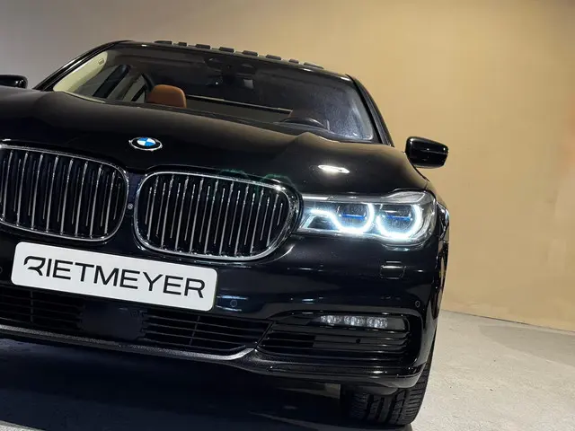 BMW 7 Serie 750i xDrive 2017 Benzine 15