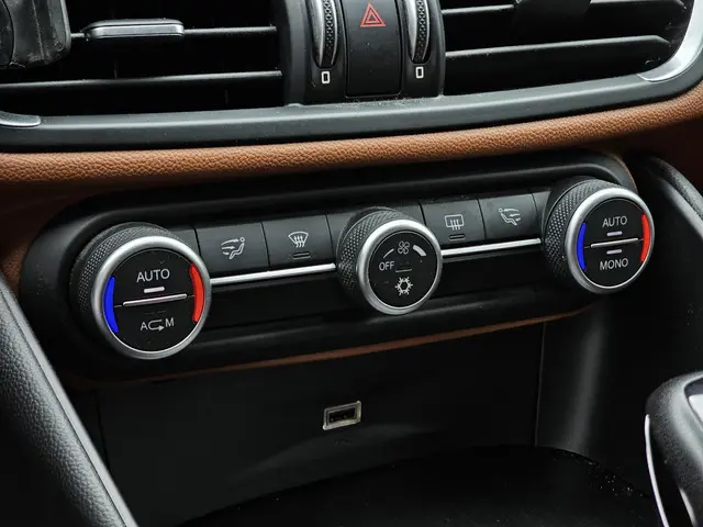 Alfa Romeo Giulia 2.2 Eco Business Super 2018 Diesel 11