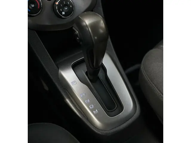 Chevrolet Aveo 1.6 2012 Benzine 17