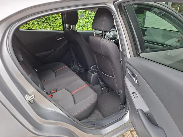 Mazda 2 1.5 Skyactiv-G GT-M Line 2016 Benzine 17