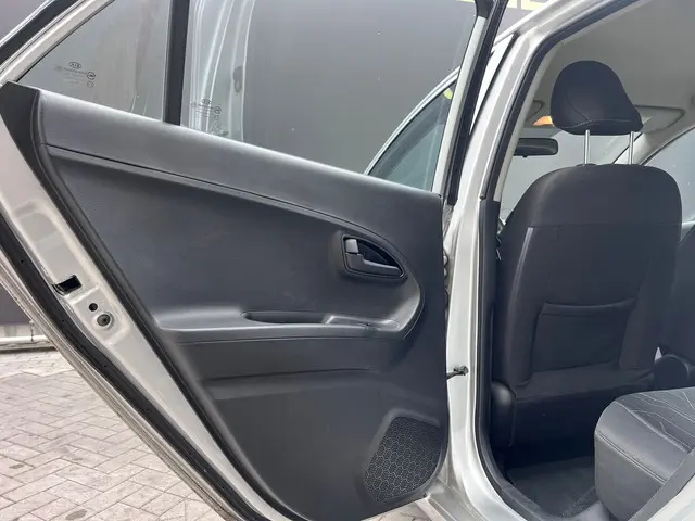 Kia Picanto 1.0 CVVT ISG Comfort Pack 2013 Benzine 22