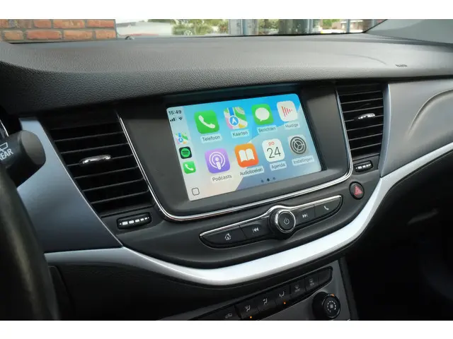 Opel Astra Sports Tourer 1.0 Online Edition 2017 Benzine 10