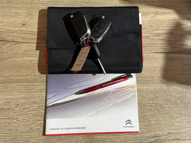 Citroën C4 1.2 PureTech Exclusive 2014 Benzine 9