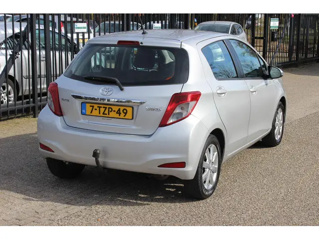 Toyota Yaris 1.0 VVT-i Aspiration, Airco! 2013 Benzine 8