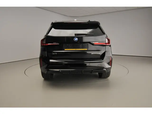 BMW X1 xDrive25e 2025 Hybride Benzine 3