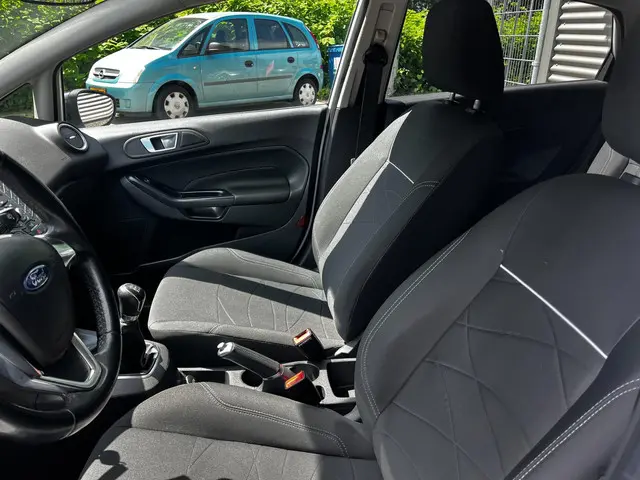 Ford Fiesta 1.0 White Edition 2015 Benzine 11