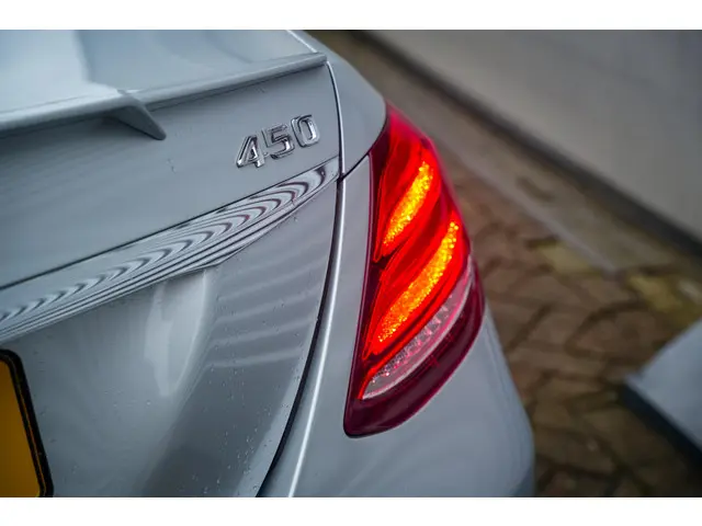 Mercedes-Benz E-Klasse AMG 43 4Matic 2018 Benzine 36