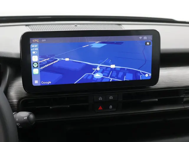 Jeep Avenger 1.2 Altitude 2024 Benzine 18