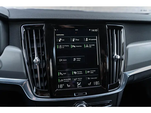 Volvo V90 2.0 T6 AWD Inscription 2021 Hybride Benzine 45