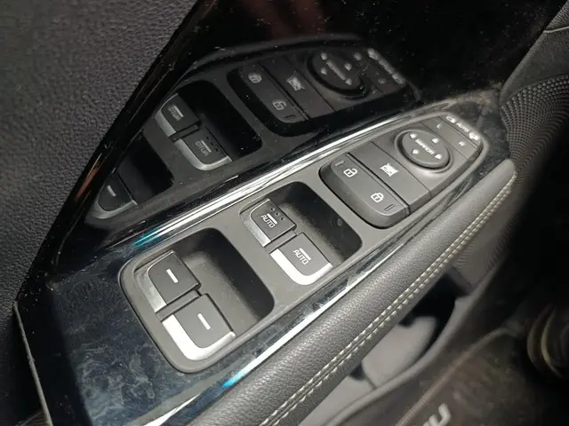 Kia Niro 1.6 GDi Hybrid DynamicLine 2020 Hybride Benzine 19