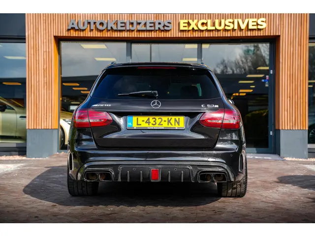 Mercedes-Benz C-Klasse Estate AMG 63 S 2015 Benzine 9