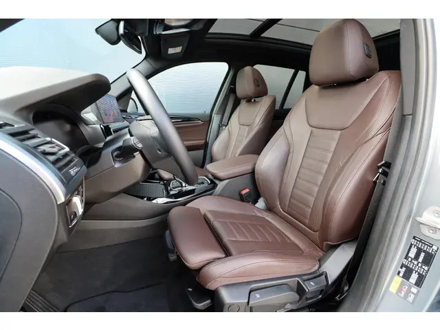 BMW X3 xDrive30e High Executive 2023 Hybride Benzine 6
