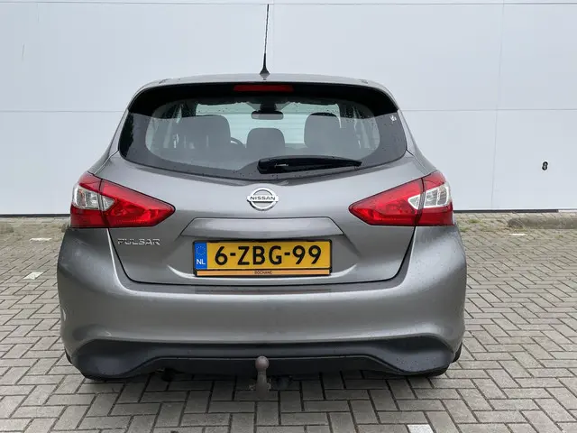 Nissan Pulsar 1.2 DIG-T Business Edition 2014 Benzine 16