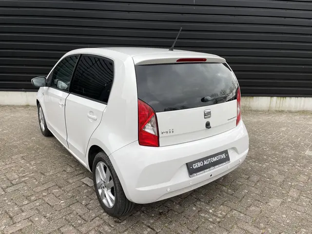 SEAT Mii 1.0 Chill Out 2014 Benzine 4