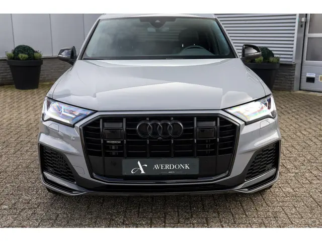 Audi Q7 55 TFSI e quattro S-Line 2022 Hybride Benzine 12