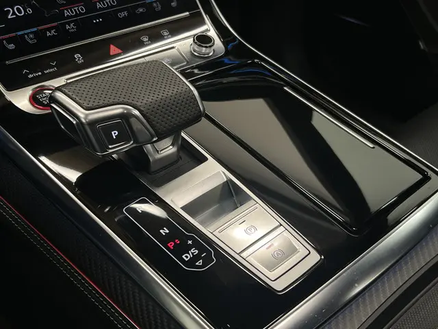 Audi SQ8 4.0 TFSI SQ8 quattro 2024 Benzine 37