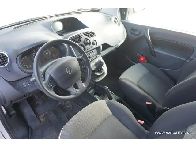 Renault Kangoo 1.5 dCi 75 Energy Comfort 2018 Diesel 5