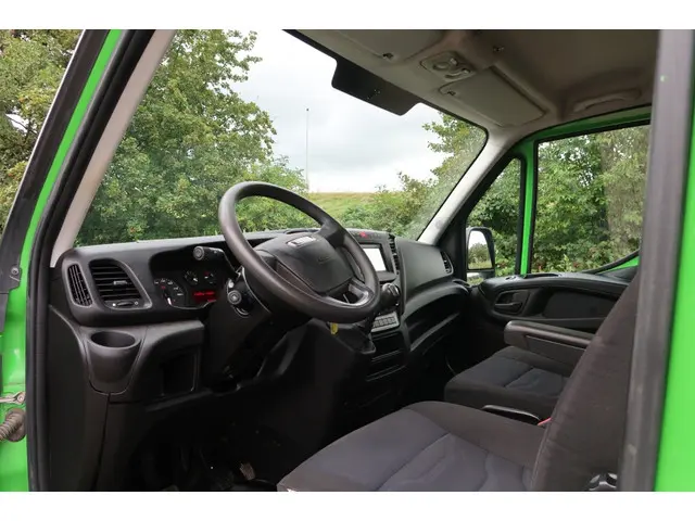 Iveco Daily 35S16V 2.3 352 H3 L 2017 Diesel 23