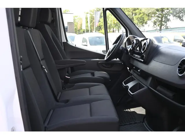 Mercedes-Benz Sprinter 317 CDI L2H2 Pro 2024 Diesel 8