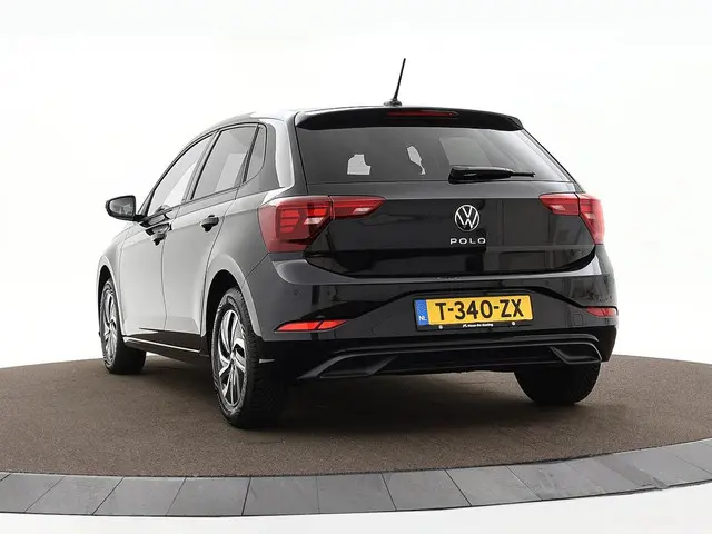 Volkswagen Polo 1.0TSI/95PK Life 2023 Benzine 22