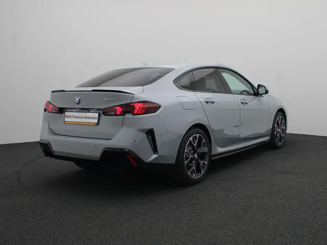 BMW 2 Serie Gran Coupé 220 2025 Benzine 2