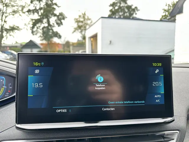 Peugeot 3008 1.6 HYbrid 225 GT 2023 Hybride Benzine 21