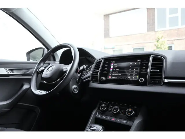 Škoda Karoq 1.5 TSI ACT Style 2021 Benzine 26