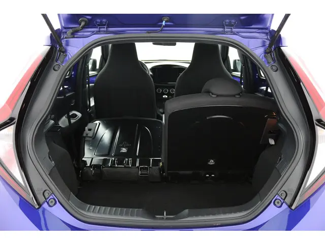 Toyota Aygo X 1.0 VVT-i MT Play 2025 Benzine 24