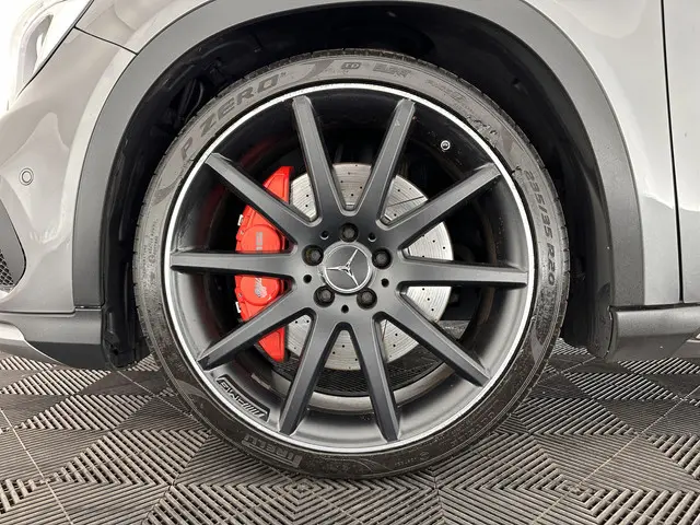 Mercedes-Benz GLA AMG 45 4MATIC 2015 Benzine 26
