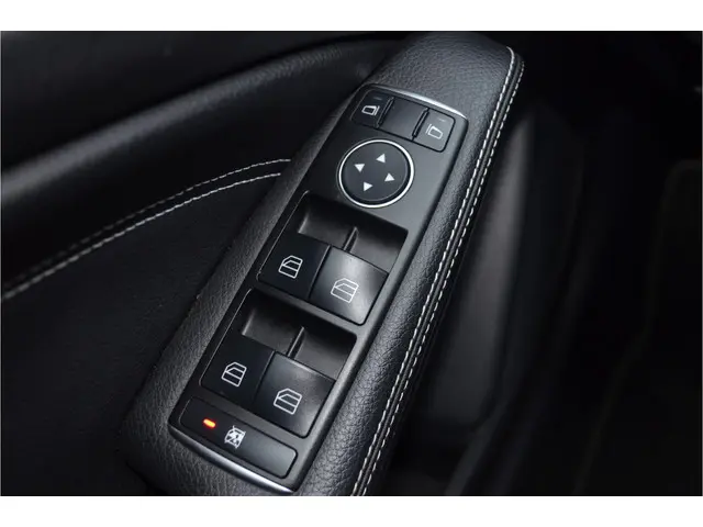 Mercedes-Benz A-Klasse 180 Ambition 2016 Benzine 17