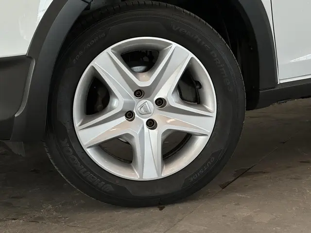 Dacia Sandero Stepway 0.9 TCe 90 Lauréate 2015 Benzine 13