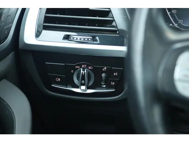 BMW iX3 EXECUTIVE 80 KWH 2021 Elektrisch 23