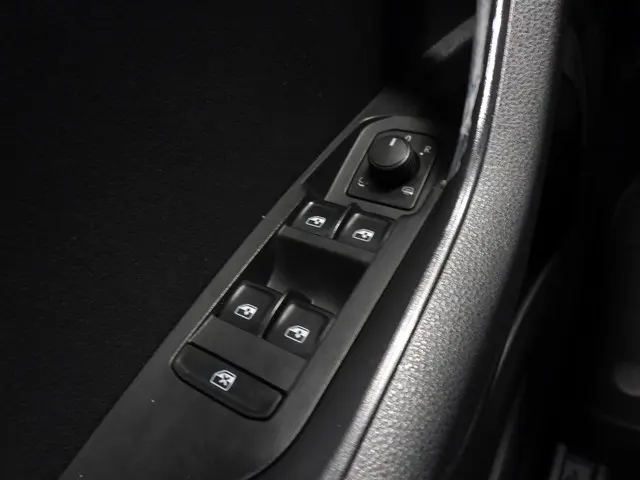 Škoda Karoq 1.0 TSI Ambition 2023 Benzine 16