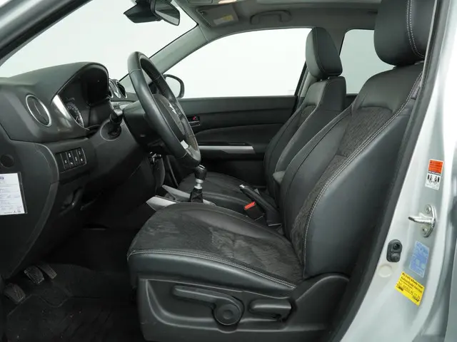 Suzuki Vitara 1.4 Boosterjet Stijl 2020 Benzine 10